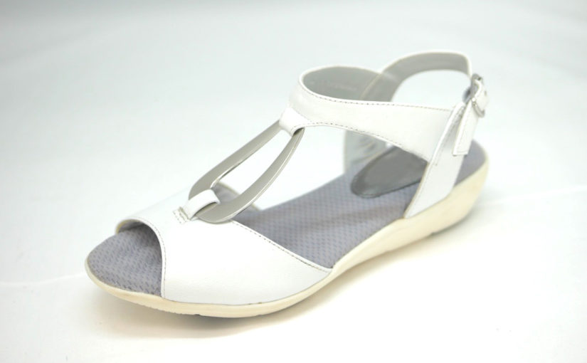 2019 SANDAL 9